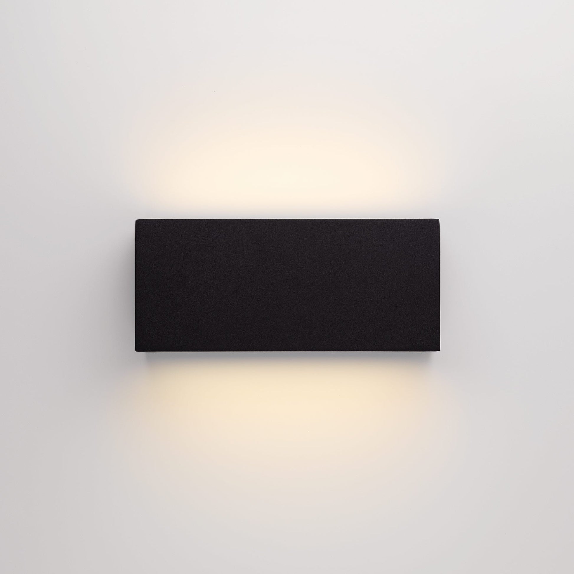 Aether Outdoor LED Wall Light in Detail.