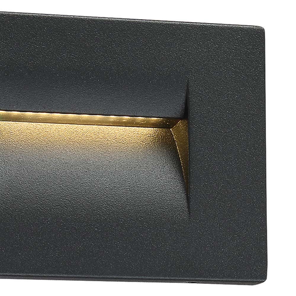 Architectural Outdoor LED Rectangle Wall Light in Detail.