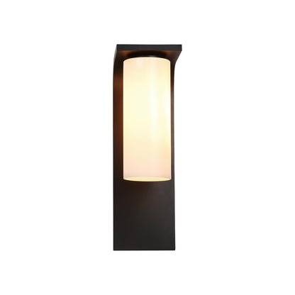 Colonne Outdoor Wall Light in Detail.
