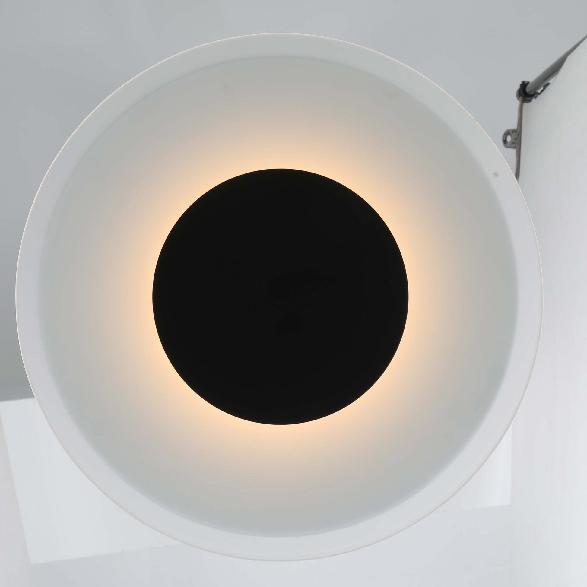 Deckard Outdoor LED Pendant Light in Detail.