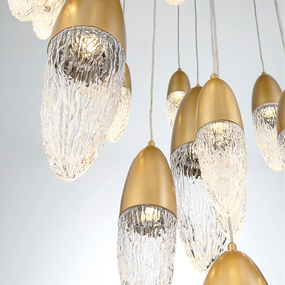 Ecrou Chandelier in Detail.