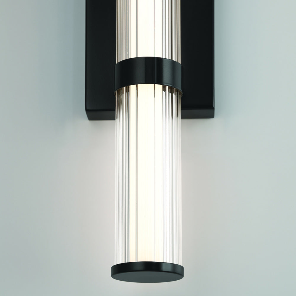 Fayton Outdoor LED Wall Light in Detail.