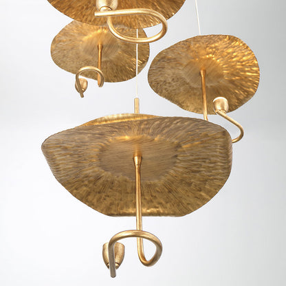 Lagatto LED Chandelier in Detail.