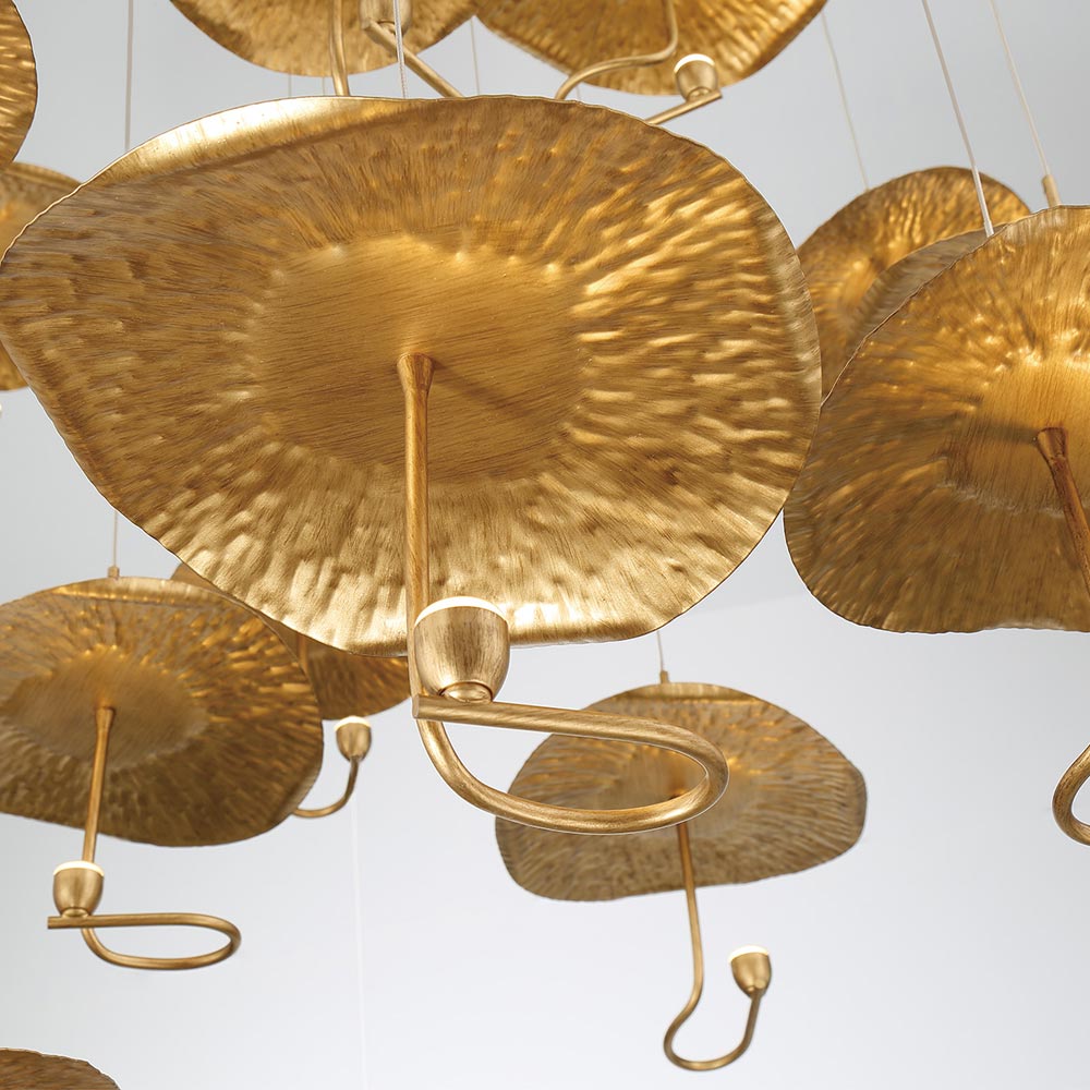 Lagatto LED Chandelier in Detail.
