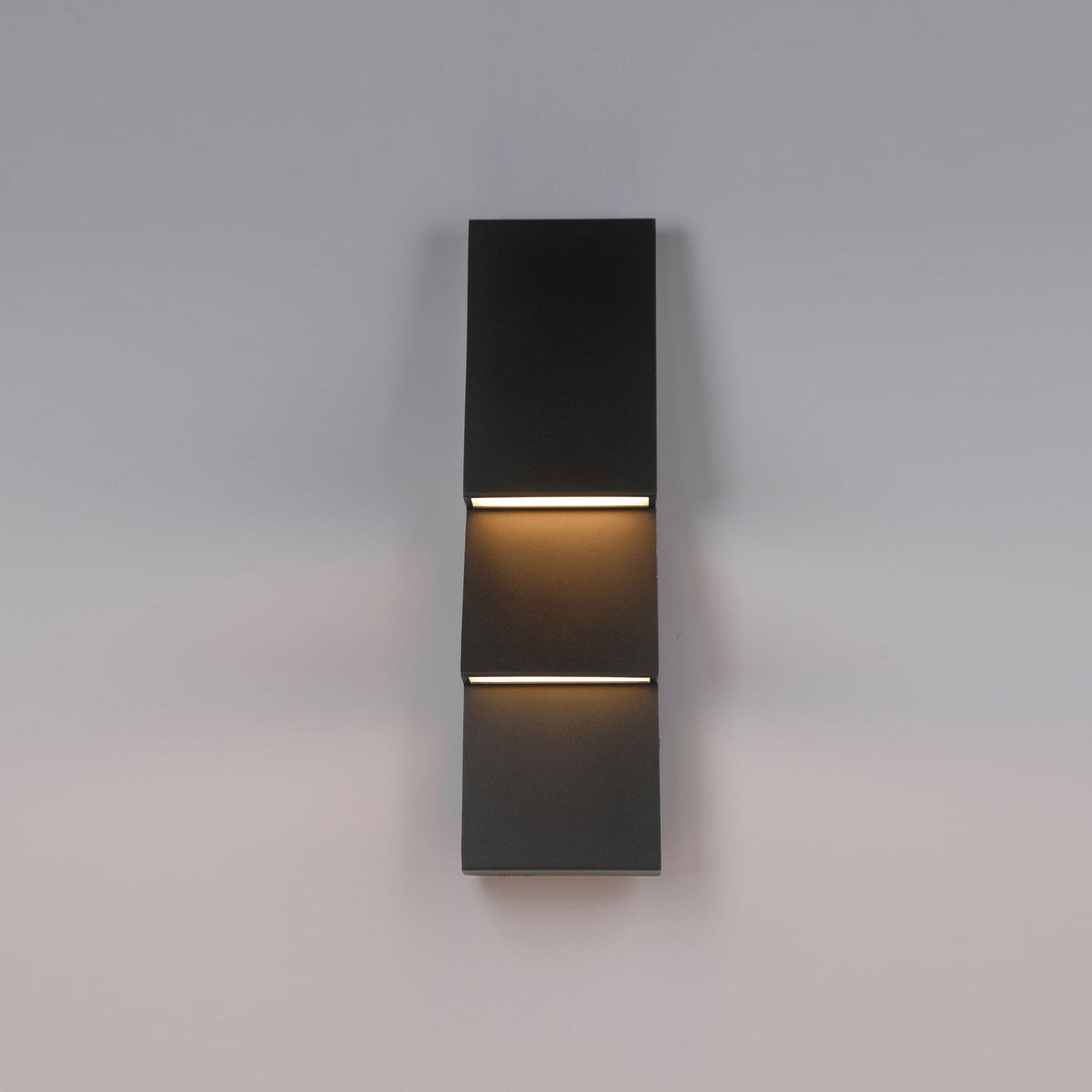 Nanton Outdoor LED Wall Light in Detail.