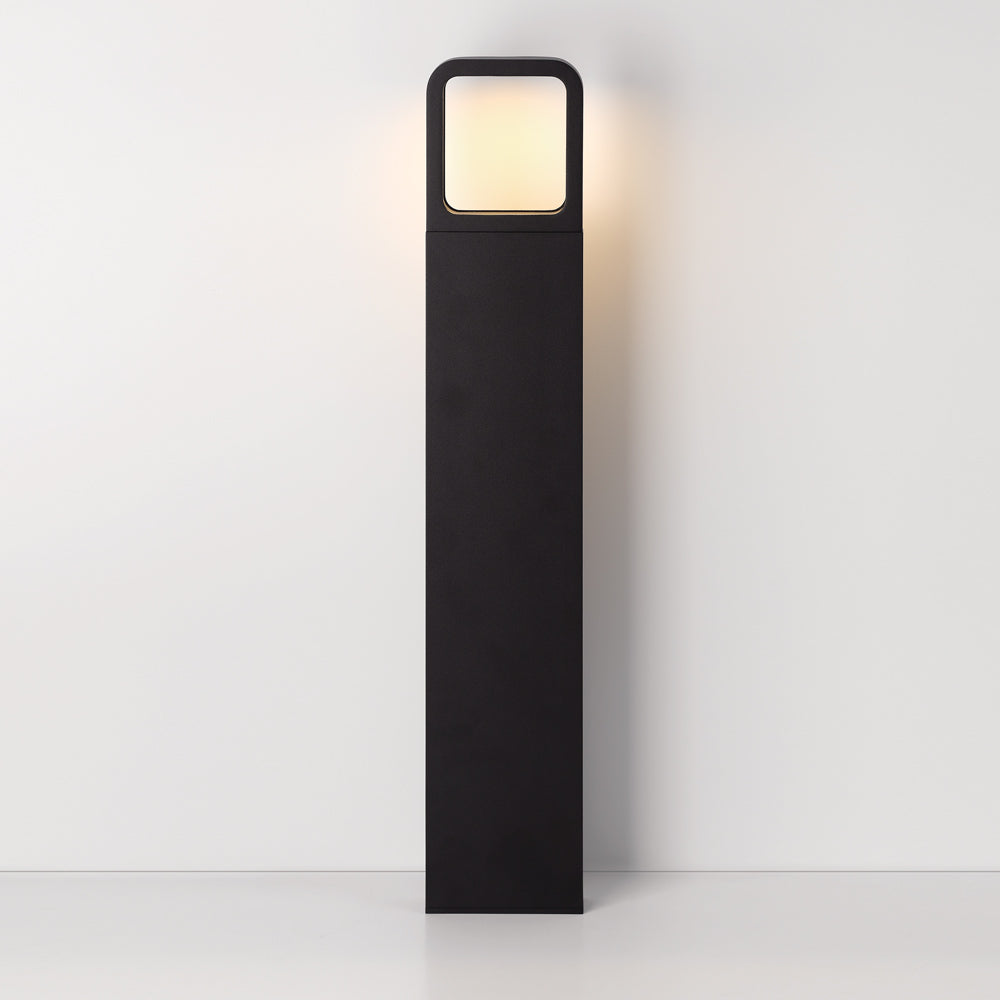 Rion Outdoor LED Path Light in Detail.