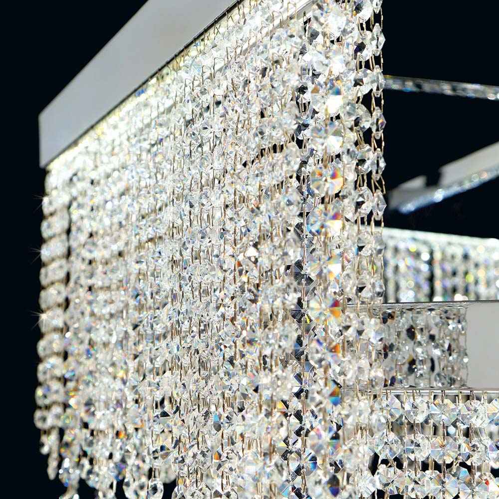 Rossi LED Chandelier in Detail.
