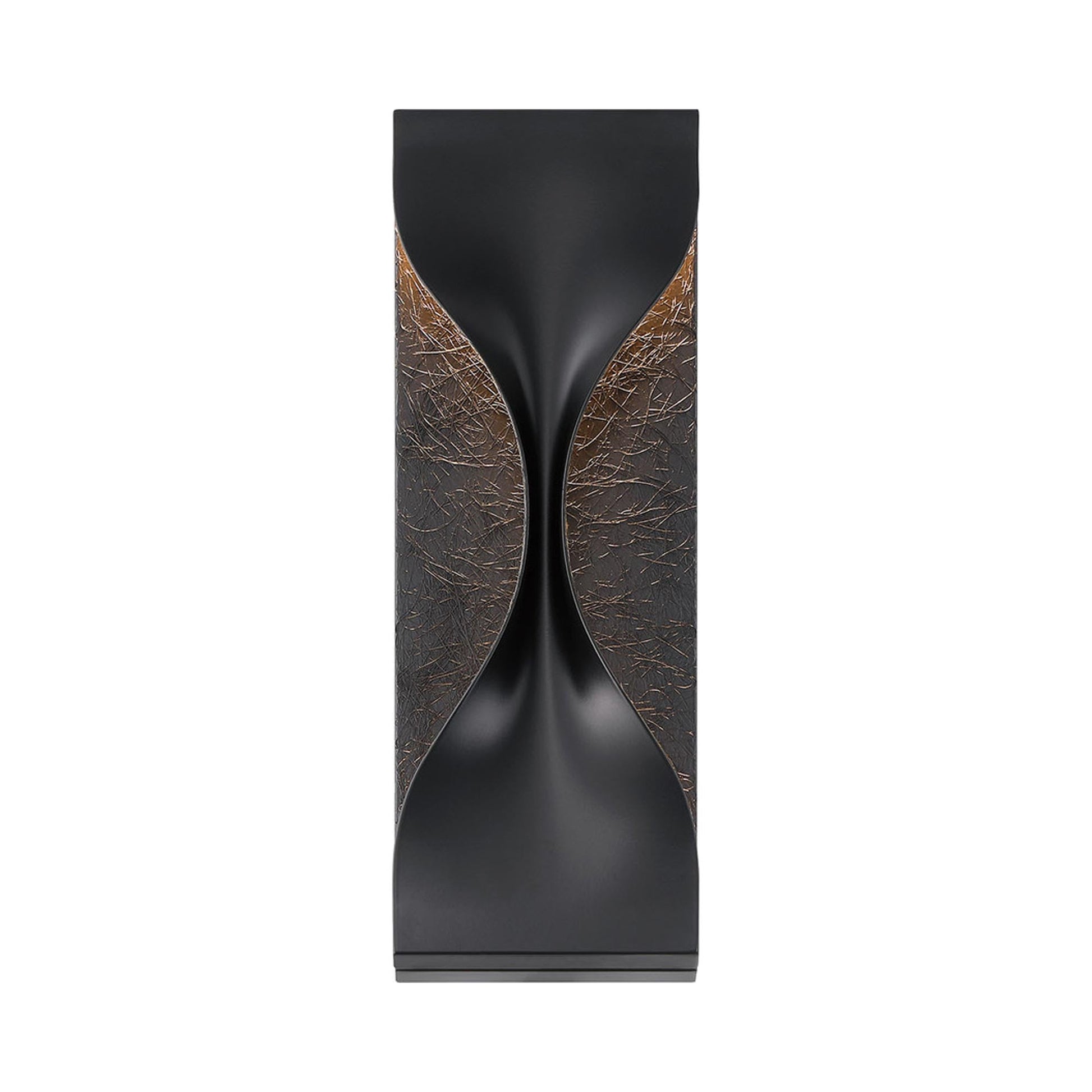 Shayla Outdoor LED Wall Light in Detail.
