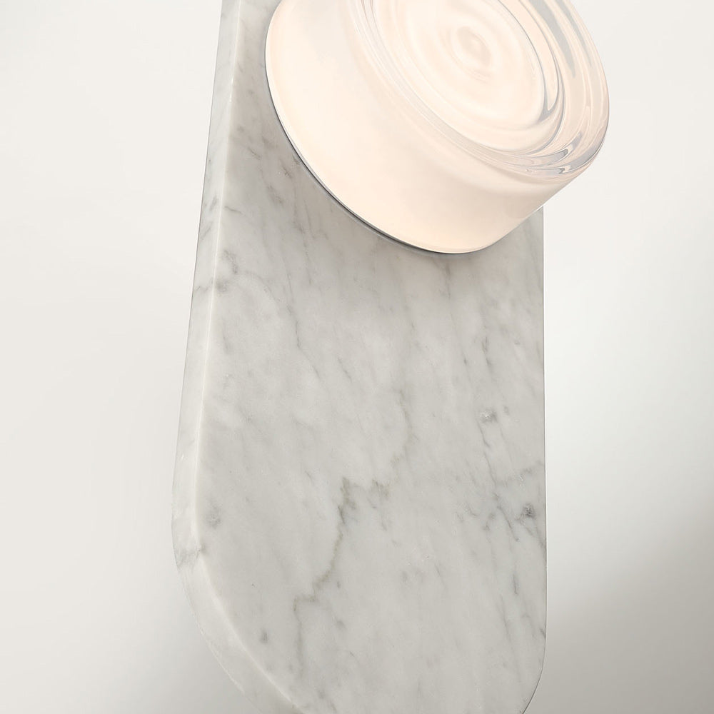 Sternn Outdoor LED Wall Light in Detail.