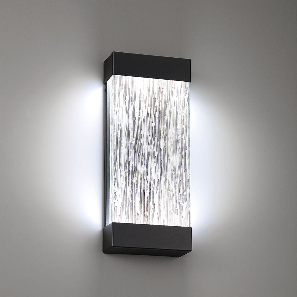 Tiffany Outdoor LED Wall Light in Detail.