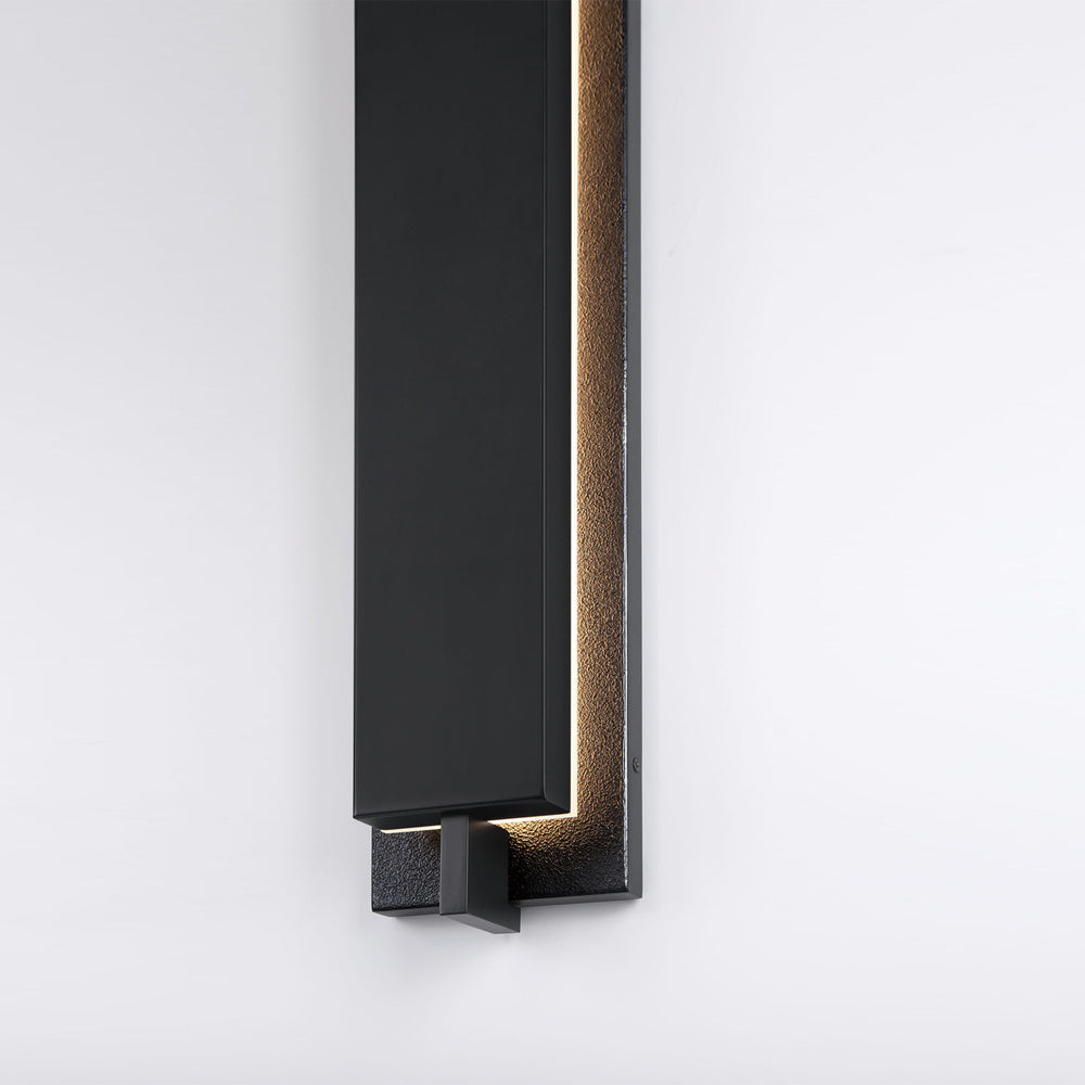 Tribek Outdoor LED Wall Light in Detail.