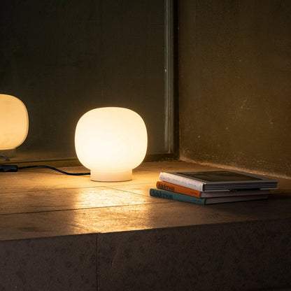 Amelia Table Lamp in Detail.