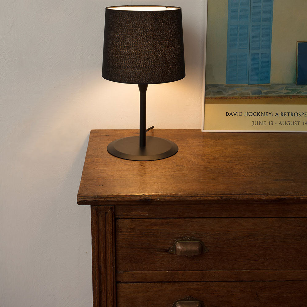 Conga Table Lamp in Detail.