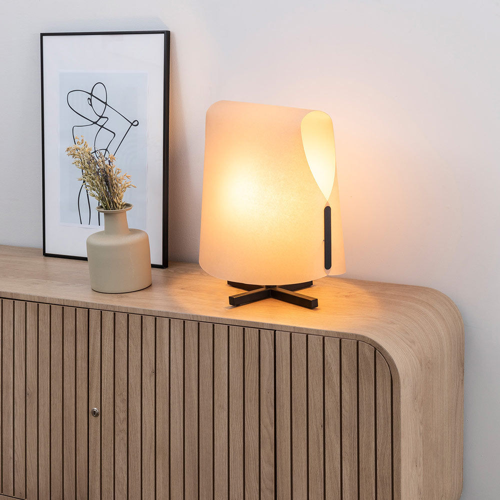 Luang Table Lamp in Detail.