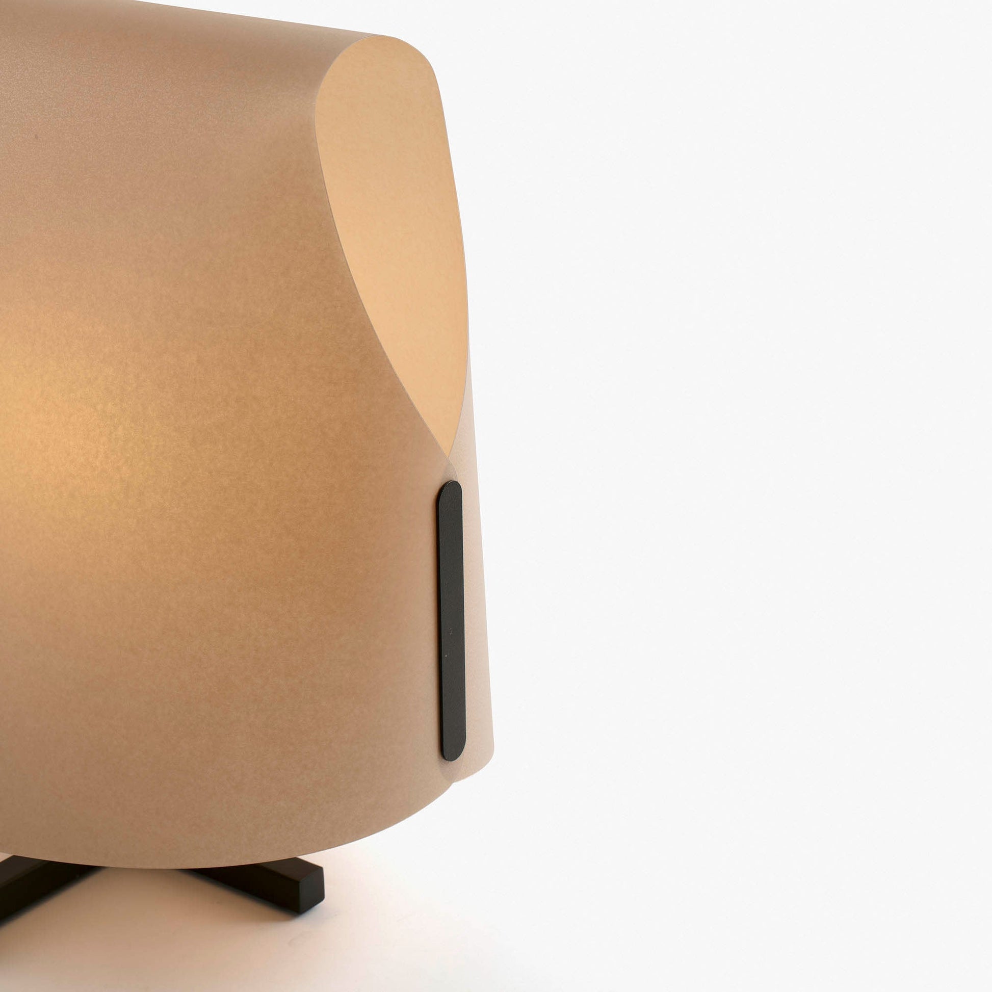 Luang Table Lamp in Detail.