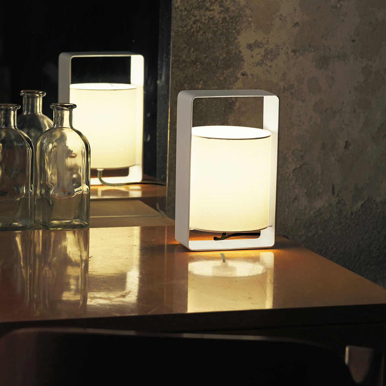 Lula Table Lamp in Detail.