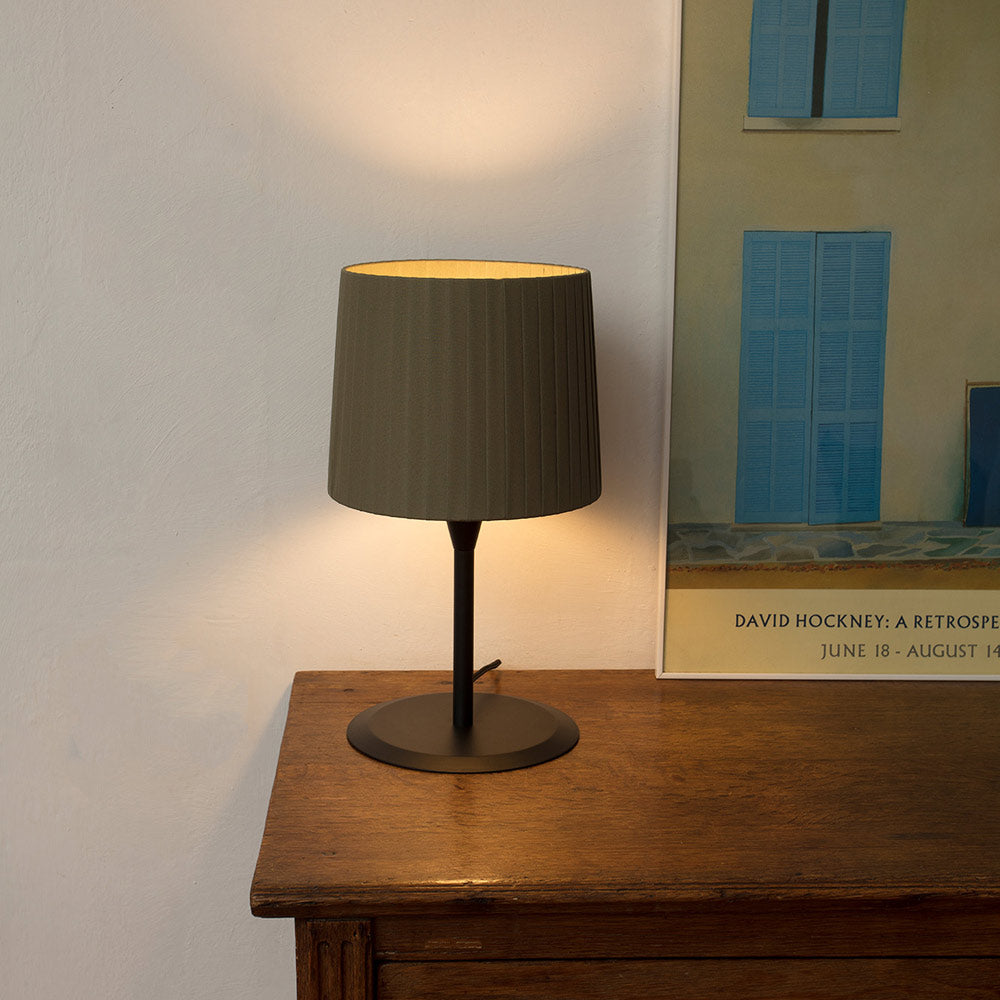 Samba Table Lamp in Detail.