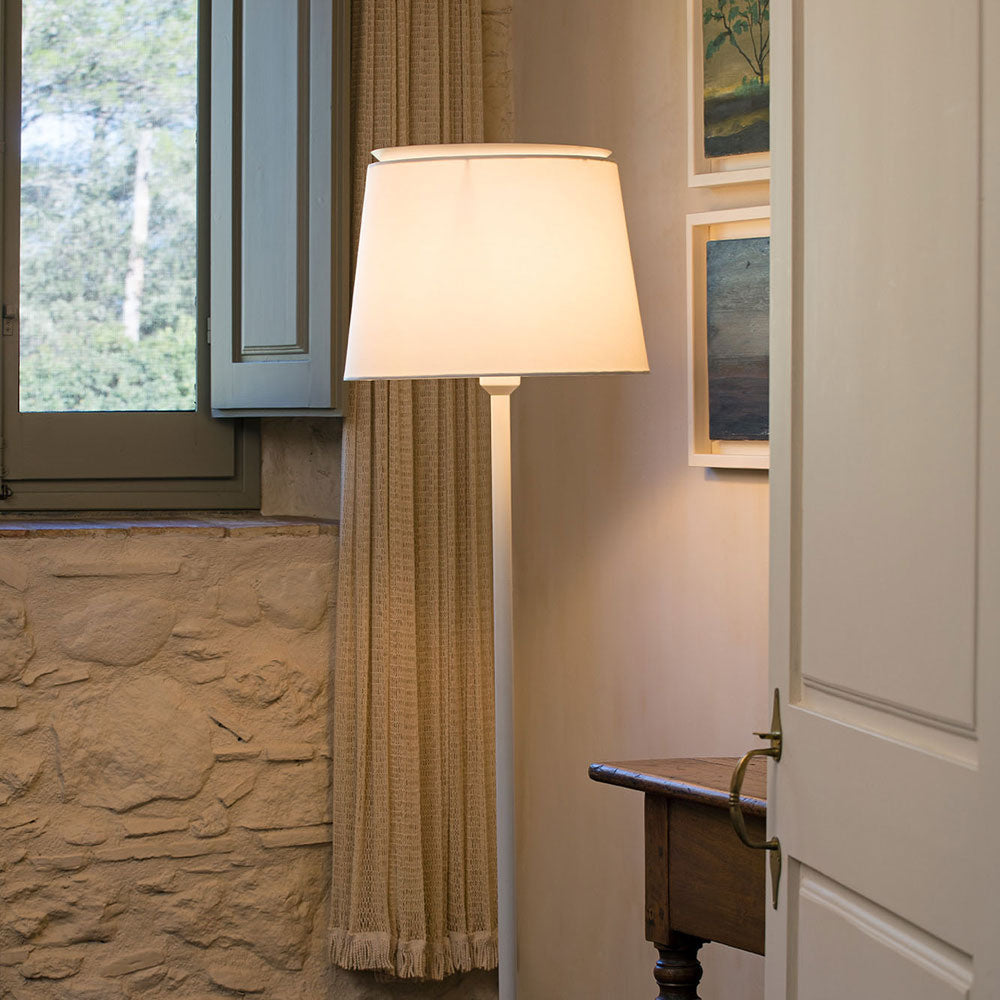 Savoy Floor Lamp in Detail.