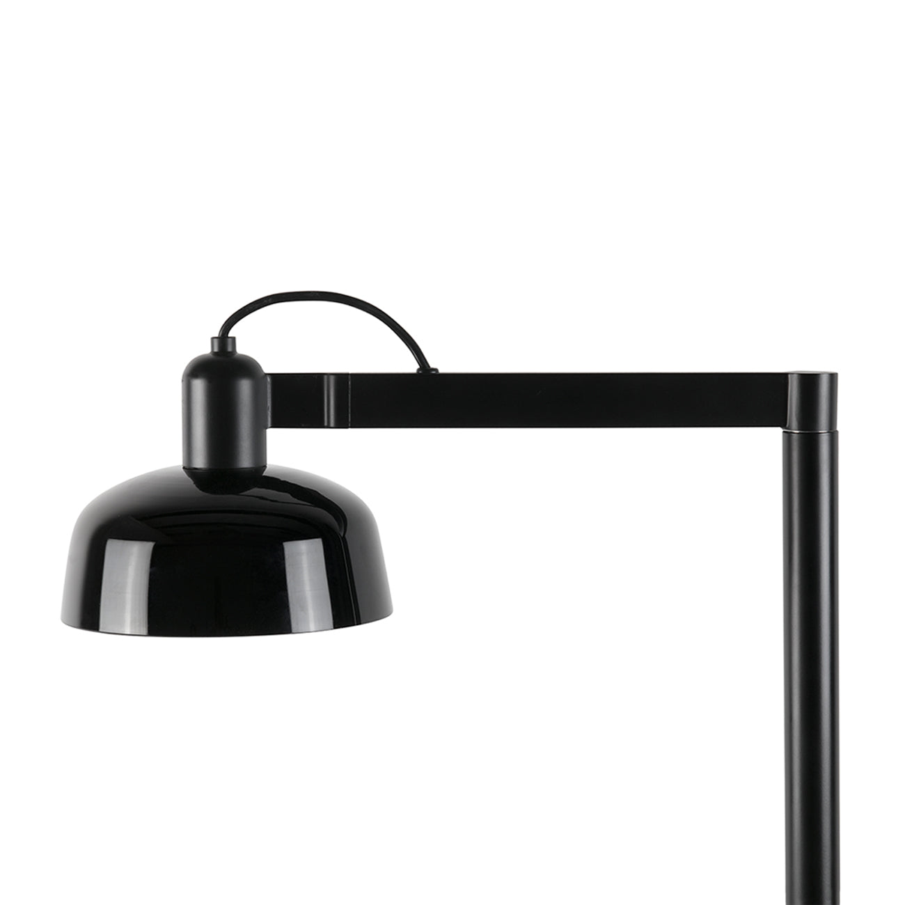 Tatawin Floor Lamp in Detail.