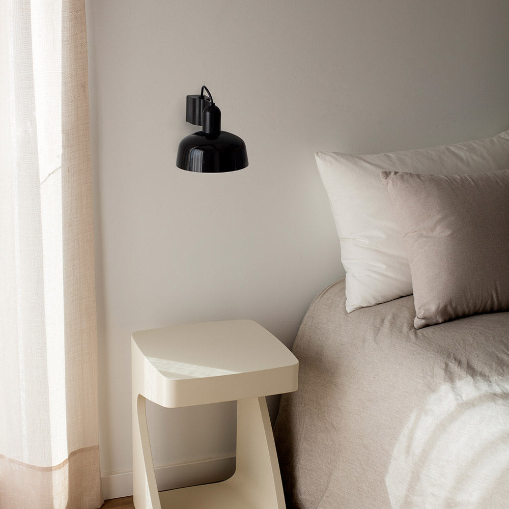 Tatawin Wall Light in bedroom.