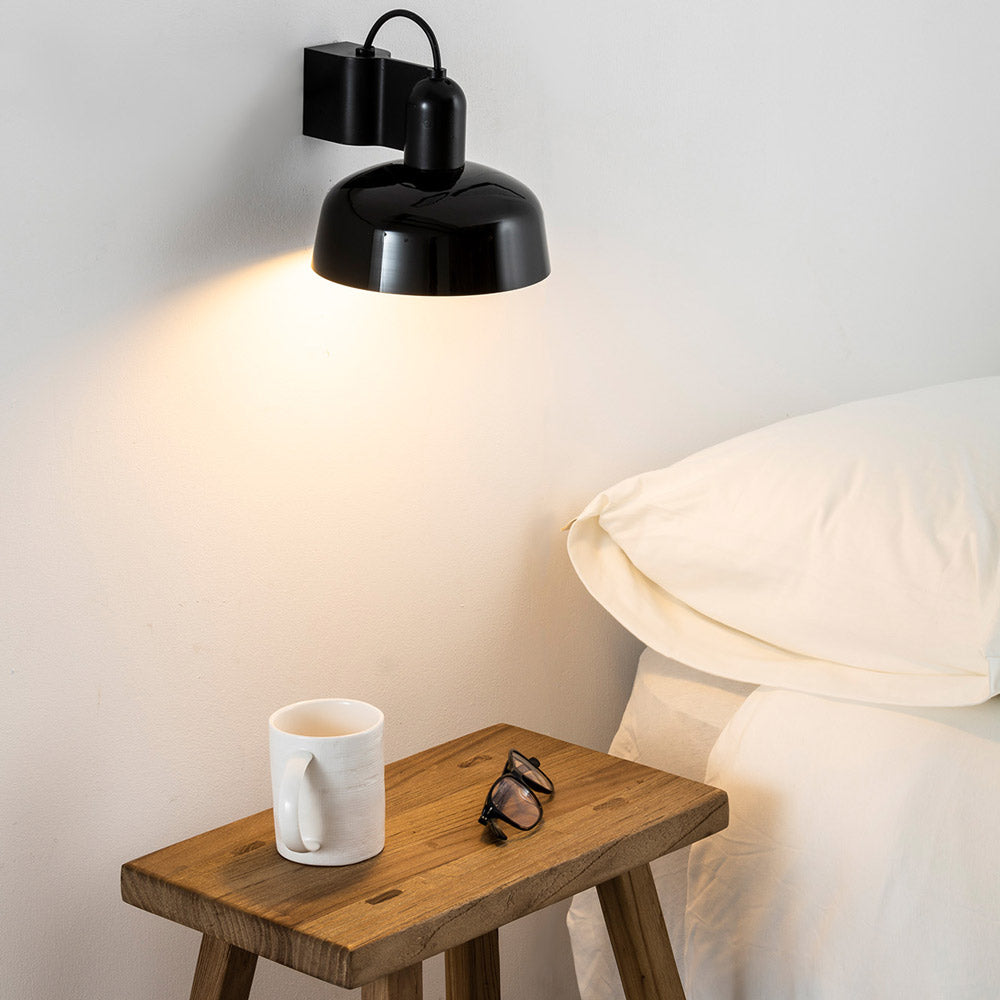 Tatawin Wall Light in bedroom.