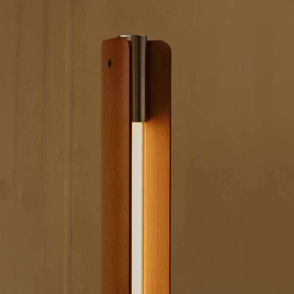 Seki-Han Floor Lamp in Detail.