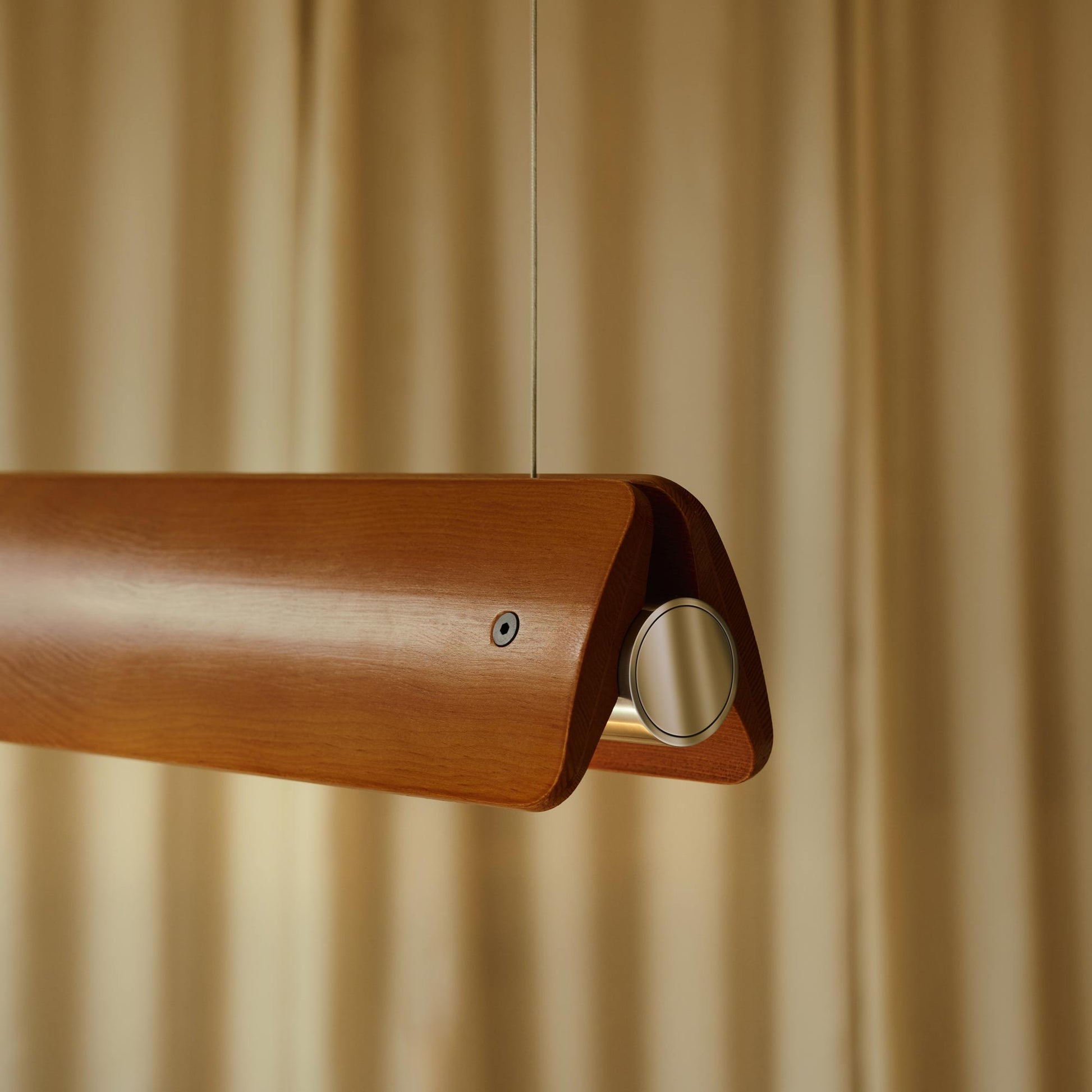 Seki-Han Pendant Light in Detail.