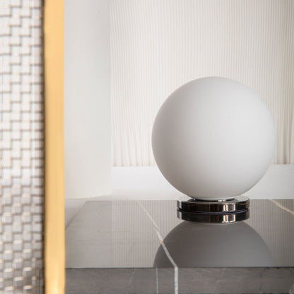 Pallina Table Lamp in Detail.