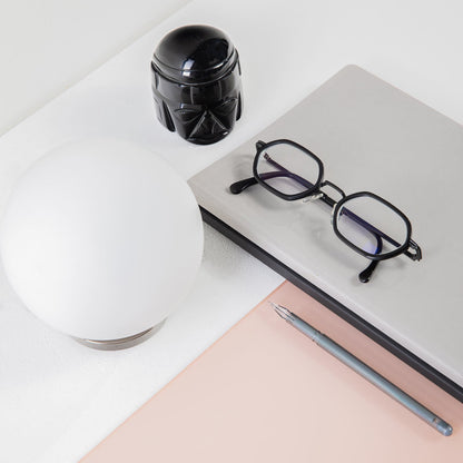 Pallina Table Lamp in Detail.