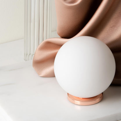 Pallina Table Lamp in Detail.