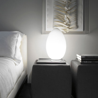 Uovo Table Lamp in bedroom.