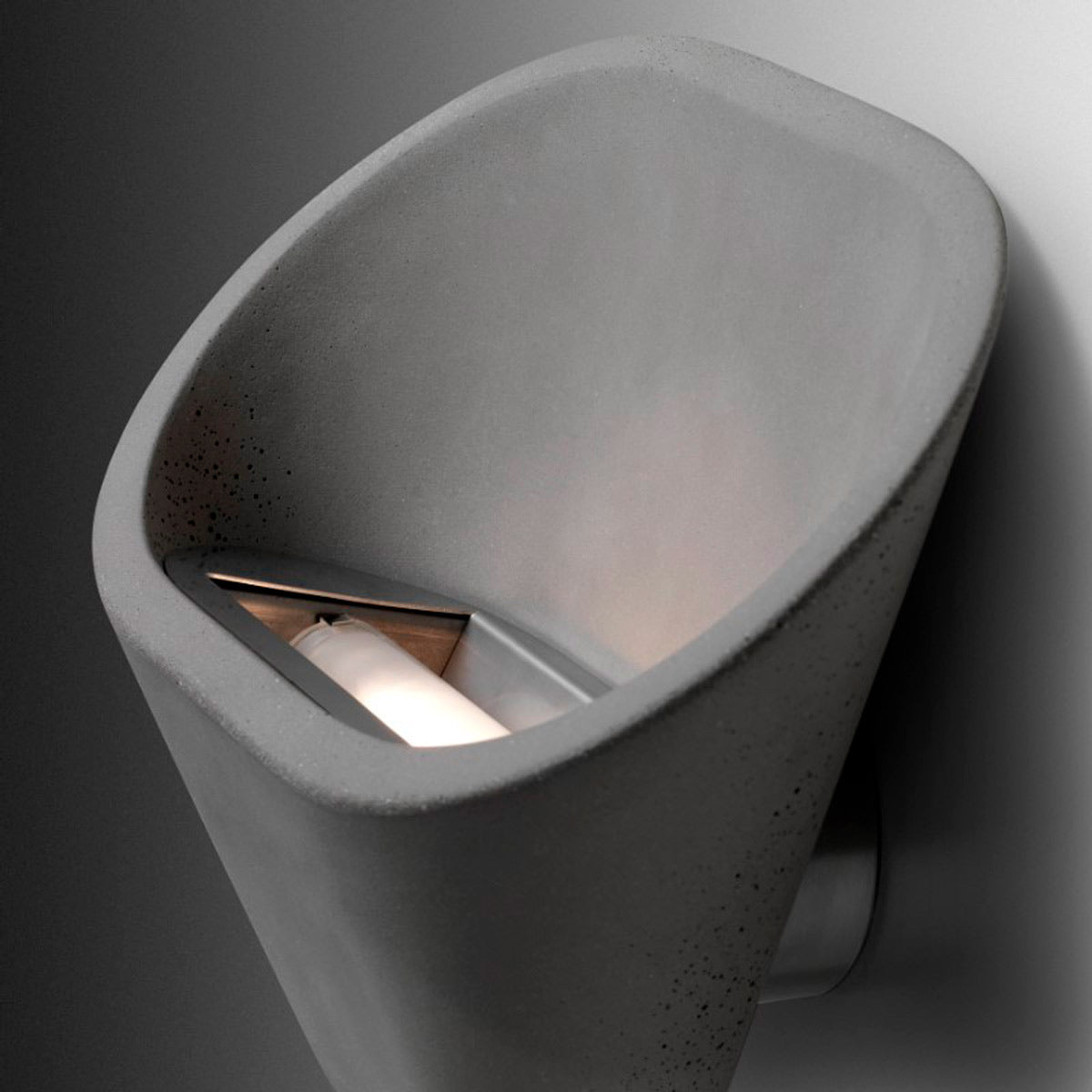 Aplomb Wall Light in Detail.
