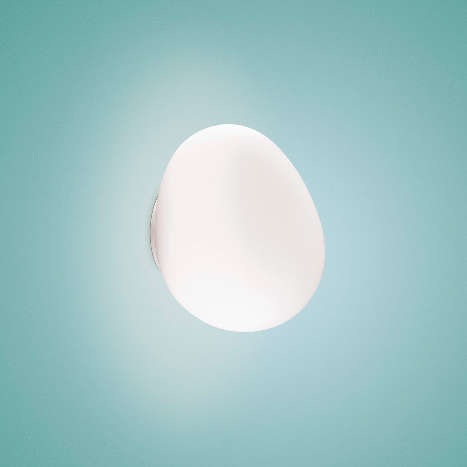 Gregg Outdoor Ceiling / Wall Light in Detail.