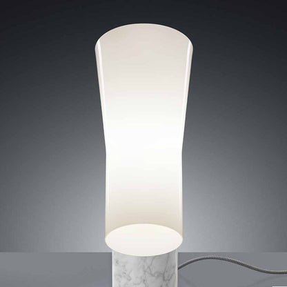 Nile Table Lamp in Detail.