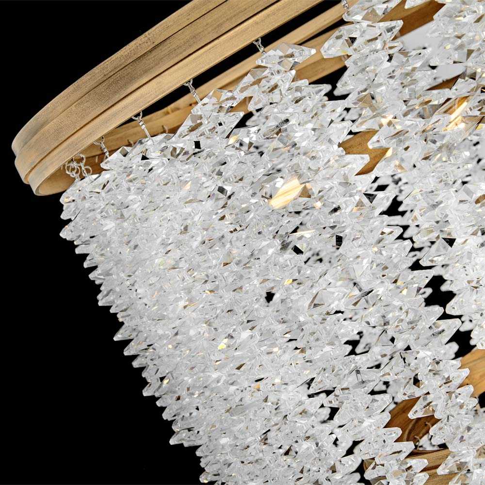 Rubina Chandelier in Detail.