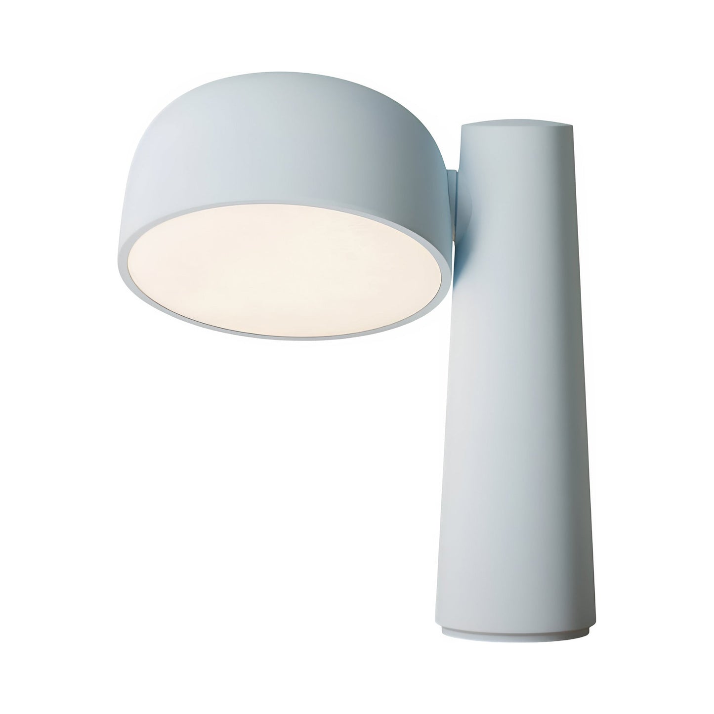 Gio Table Lamp in Sky.