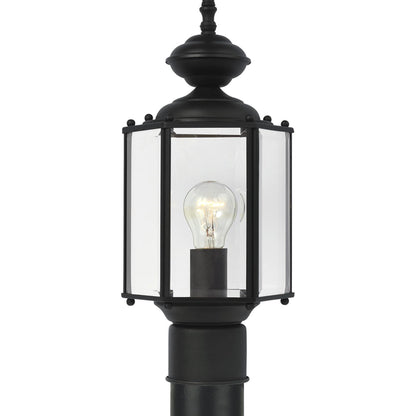 Classico Outdoor Post Light in Detail.