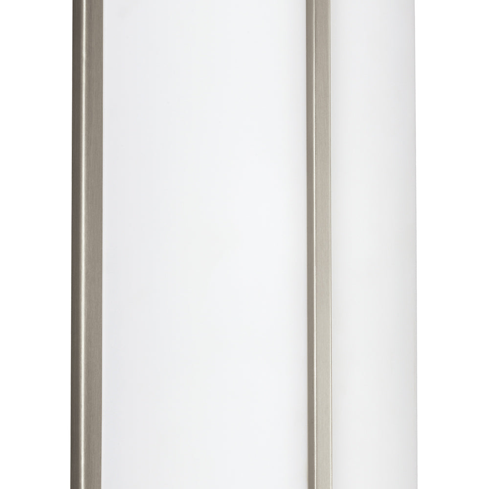 Faron LED Bath Wall Light in Detail.