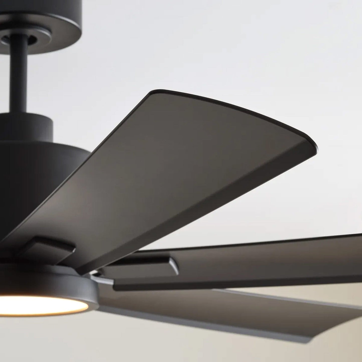 Flera Smart LED Ceiling Fan in Detail.
