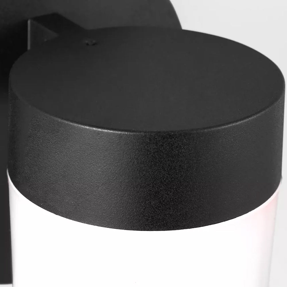 Kinwood Outdoor LED Wall Light in Detail.