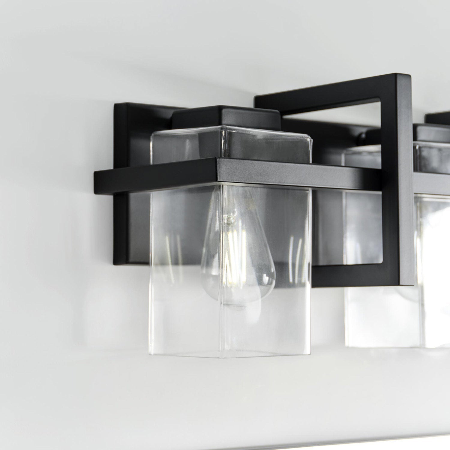 Mitte Bath Wall Light in Detail.