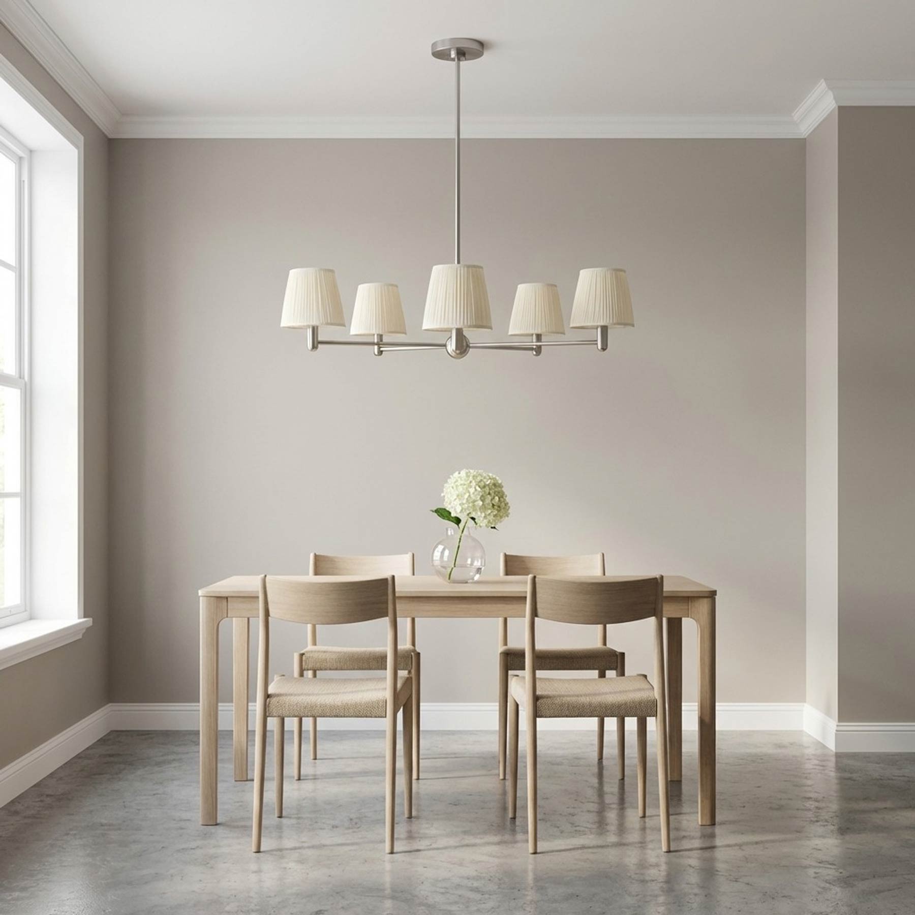 Vilera Chandelier in dining room.