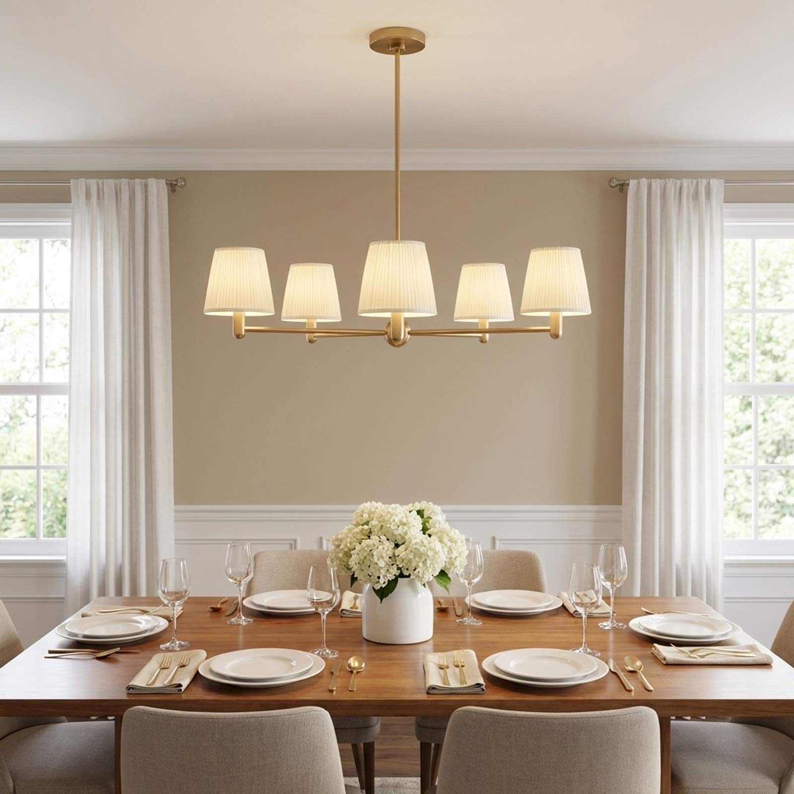 Vilera Chandelier in dining room.