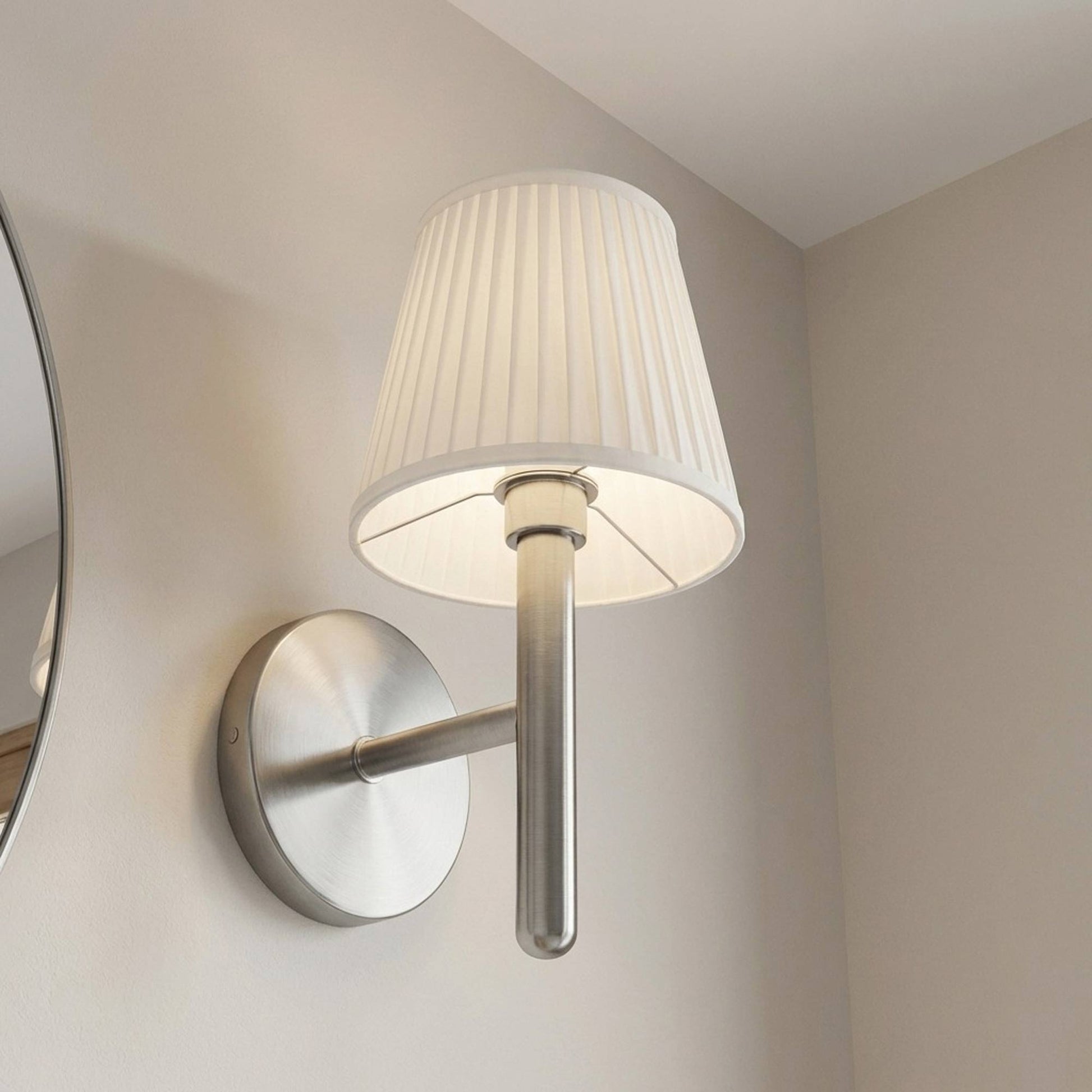 Vilera Wall Light in Detail.