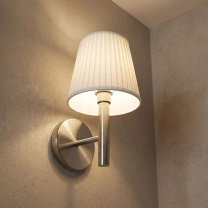Vilera Wall Light in Detail.