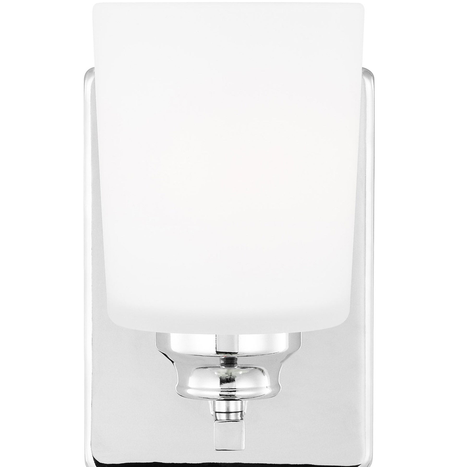 Vinton Bath Wall Light in Detail.