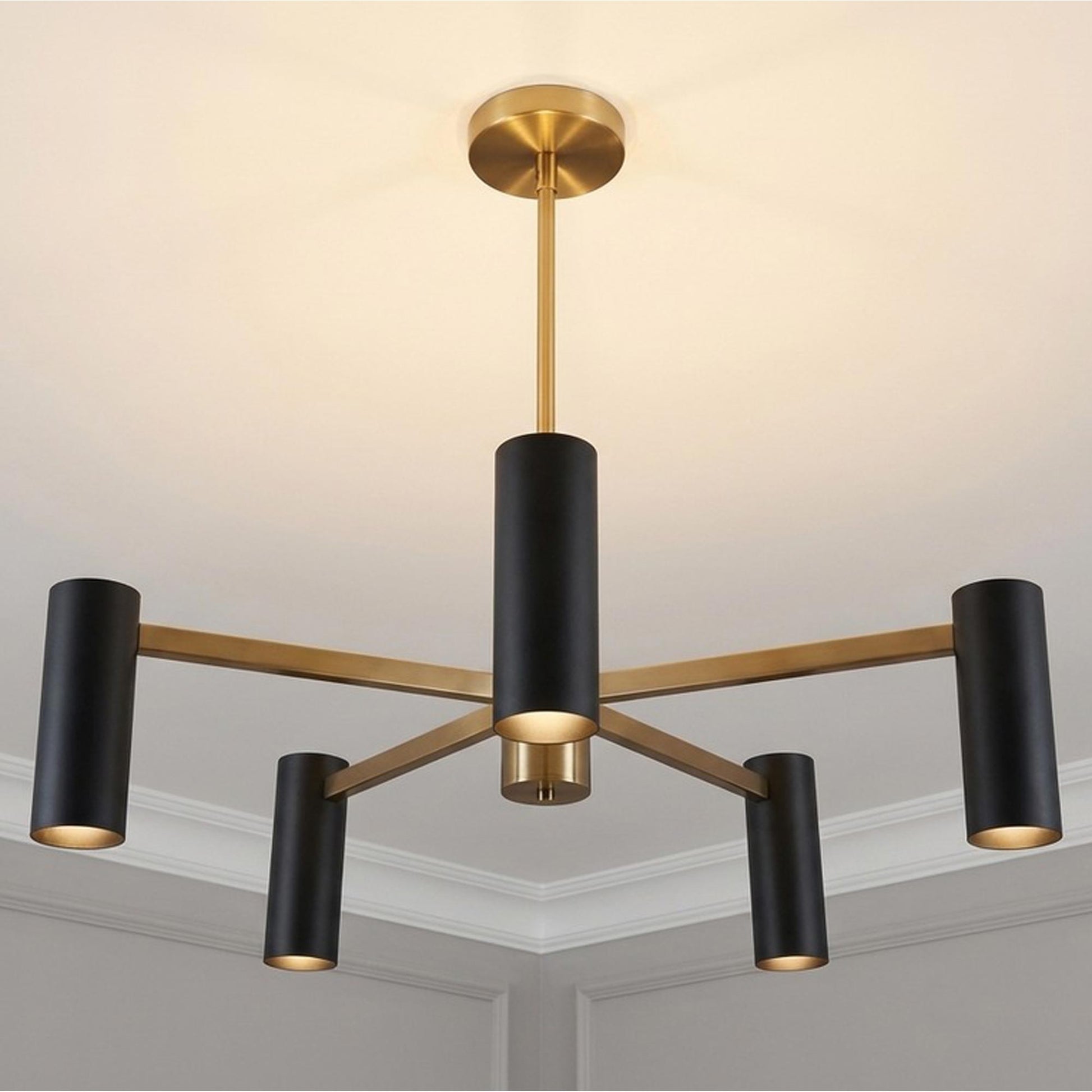 Zentro Chandelier in Detail.