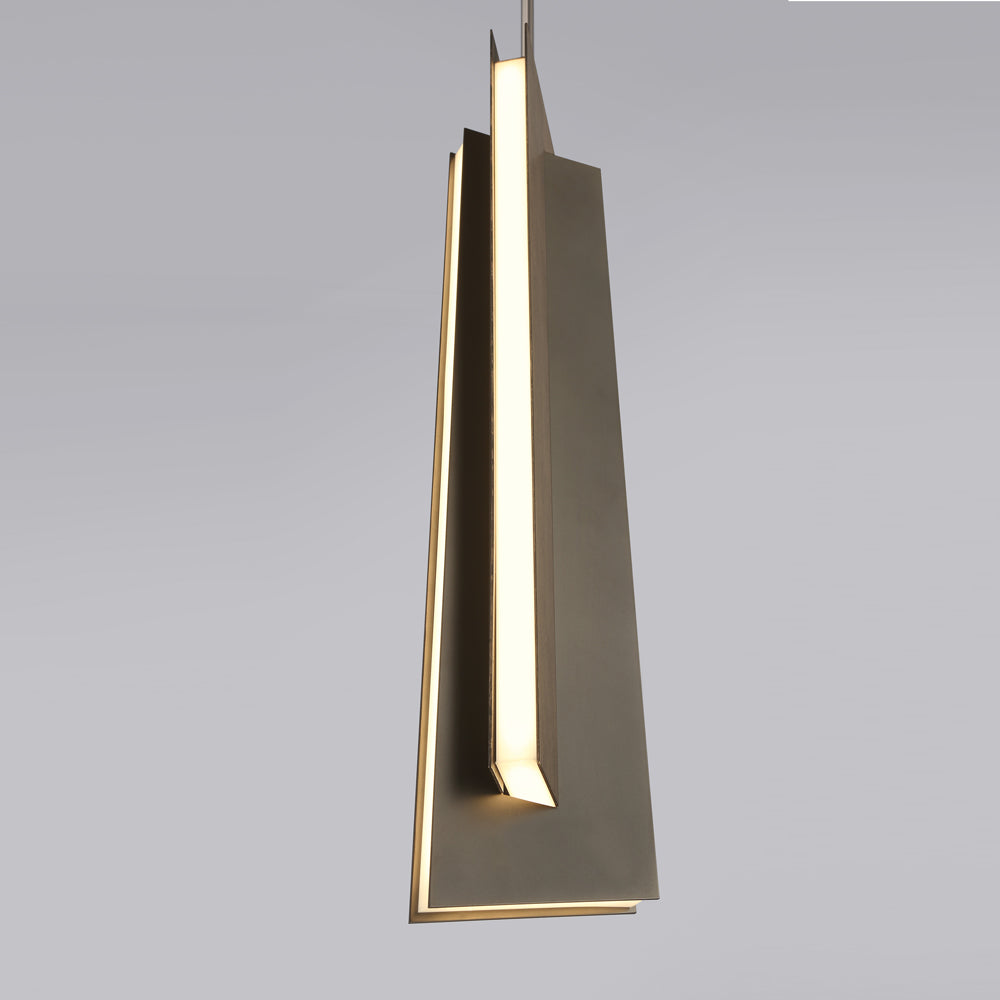 Intersezioni LED Pendant Light in Detail.