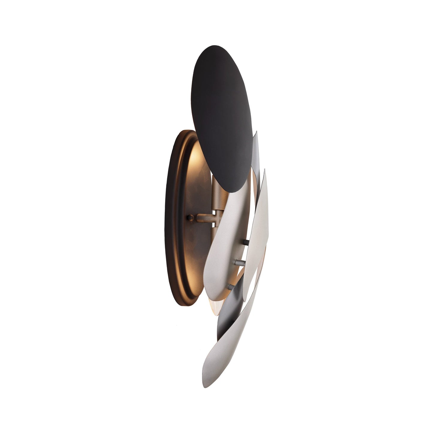 Metalo Misto Wall Light in Detail.
