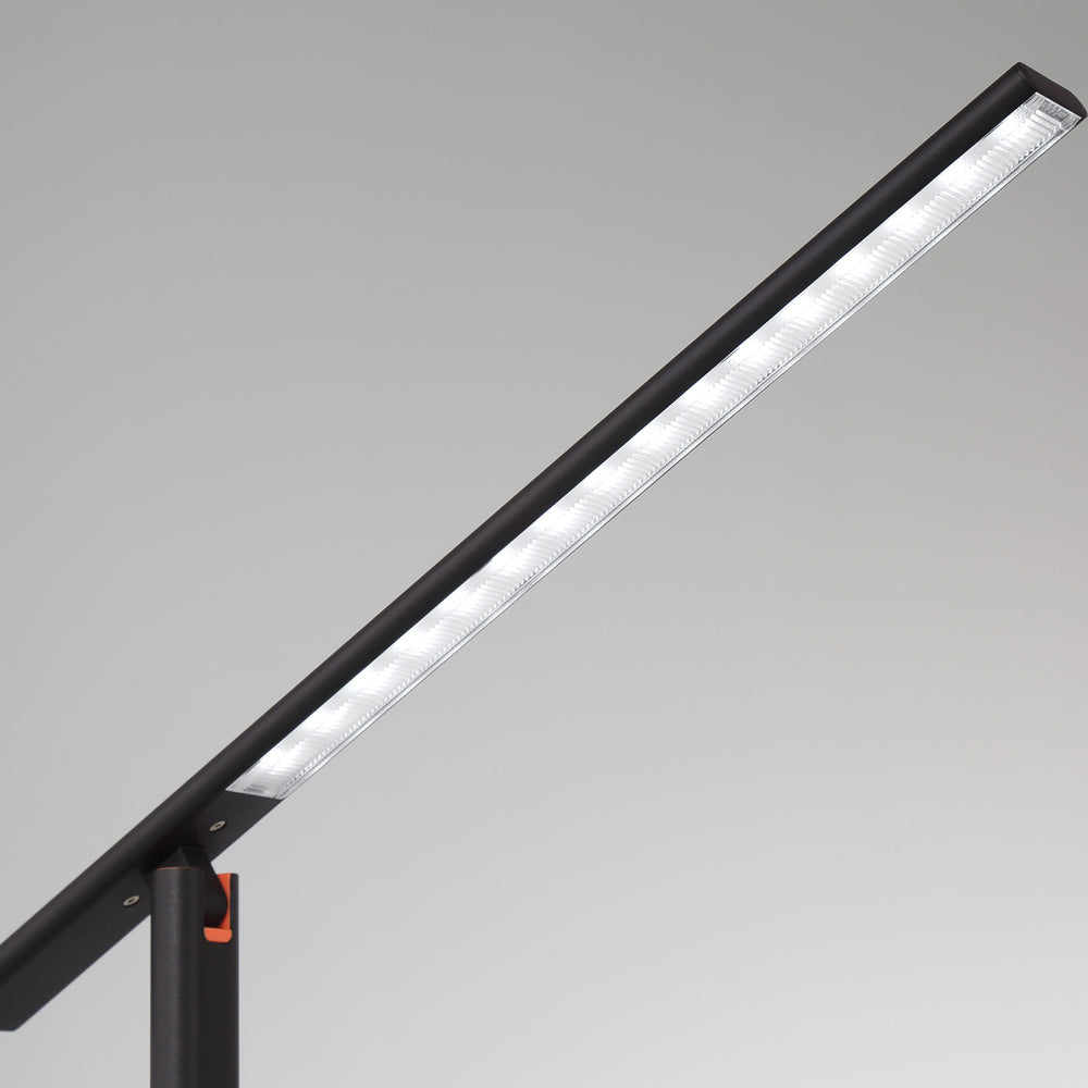 George Kovacs P085 LED Rechargeable Table Lamp in Detail.